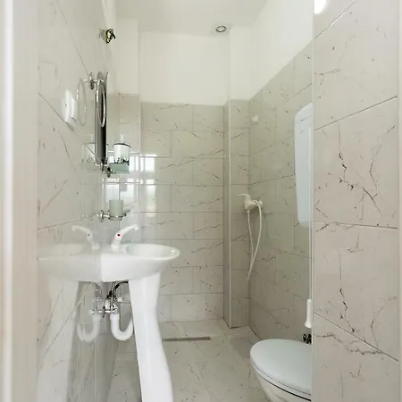 Cirkovic - U Centru Sokobanje 게스트하우스 소코 반자