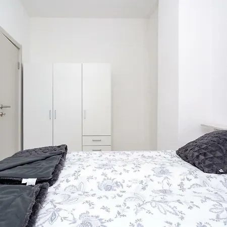 Cirkovic - U Centru Sokobanje 게스트하우스